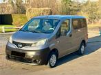 Nissan nv200 1.5 2010 dubbele cabine 5-zits, Auto's, Nissan, Zwart, Particulier, Euro 4, Zilver of Grijs