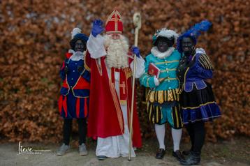 Sinterklaas en zwarte Piet(en)