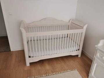 Matras Coco Latex, massief houten bed beschikbaar voor biedingen