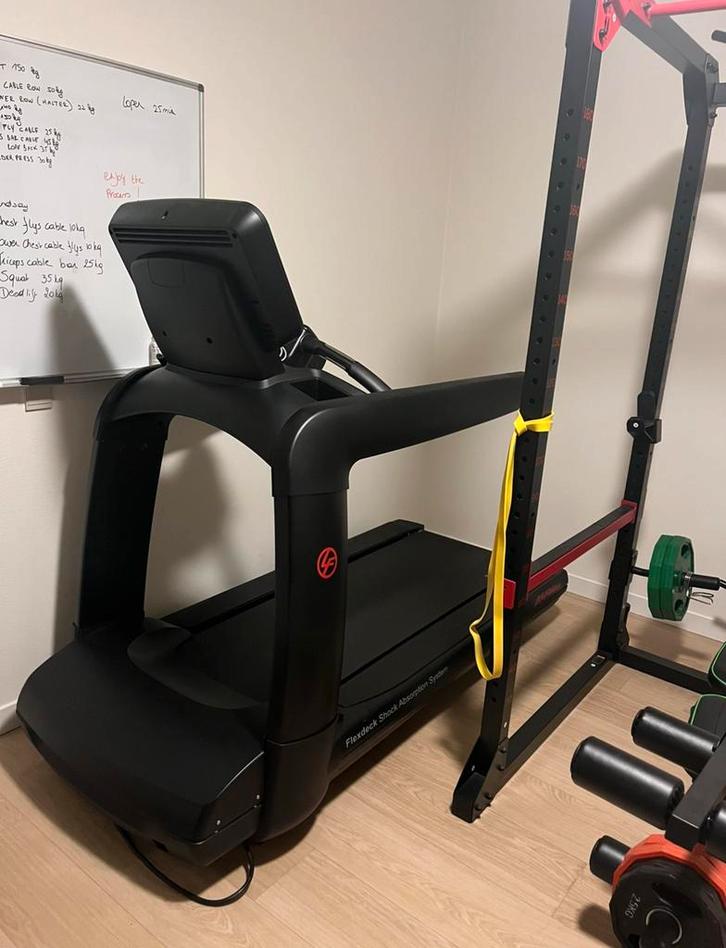 Life Fitness Discover SE loopband – motorlagers te vervangen, Sport en Fitness, Fitnessmaterialen, Gebruikt, Ophalen