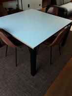 Eettafel  1m30 op 1m30  wit tafelblad en zwart gelakte poten, Huis en Inrichting, Tafels | Eettafels, Ophalen, Zo goed als nieuw