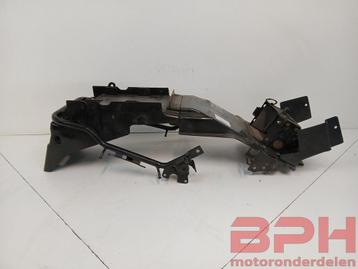Spatbord undertray Suzuki GSX-R 750w 1994 t/m 1995 achterkan beschikbaar voor biedingen