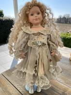 Porseleinen pop ‘les poupees carine’, Ophalen, Gebruikt, Pop