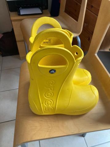 Bottes enfant Crocs jaune (pointure 32/33) beschikbaar voor biedingen