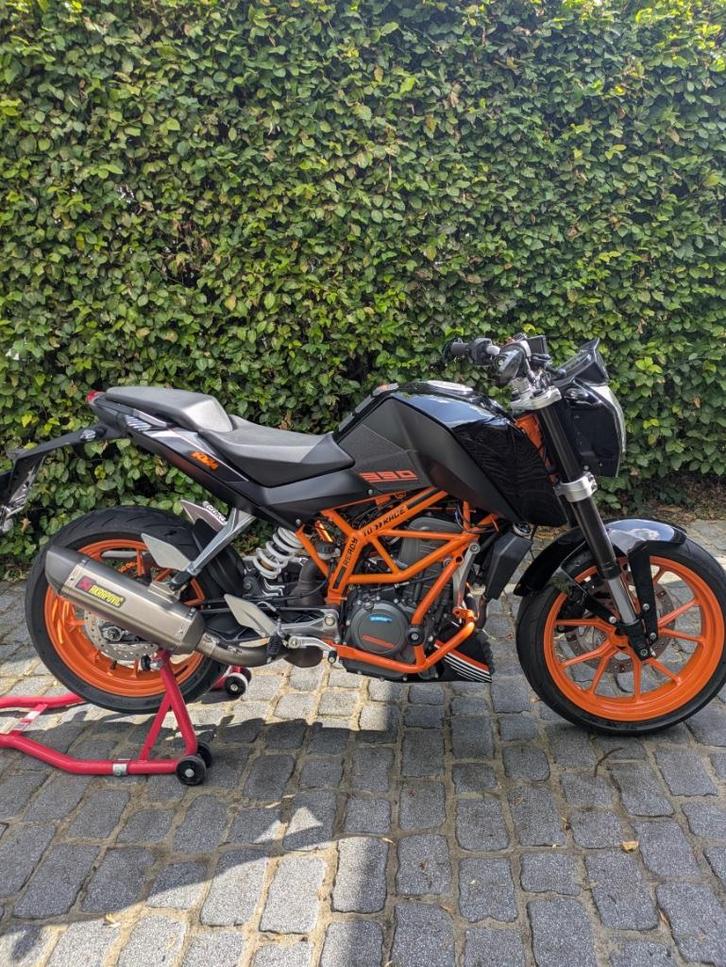KTM Duke 390 – 2016 – 22.900 km - goede staat- moet nu weg, Motoren, Motoren | KTM, Particulier, Naked bike, 12 t/m 35 kW, 1 cilinder