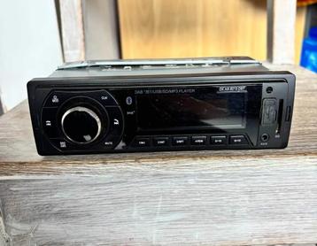 DAB+ Aux autoradio, bluetooth USB-stick, SD-kaart beschikbaar voor biedingen