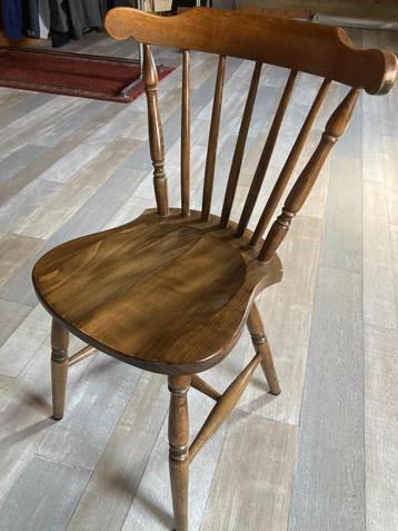 extra stoelen (6 stuks) beschikbaar voor biedingen