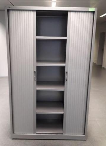 Armoire métallique à rideaux ROBBERECHTS professionnel beschikbaar voor biedingen