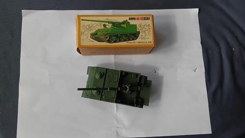 Vintage Airfix-model — 155 mm zelfrijdend kanon, Hobby en Vrije tijd, Modelbouw | Auto's en Voertuigen, Zo goed als nieuw, Tank