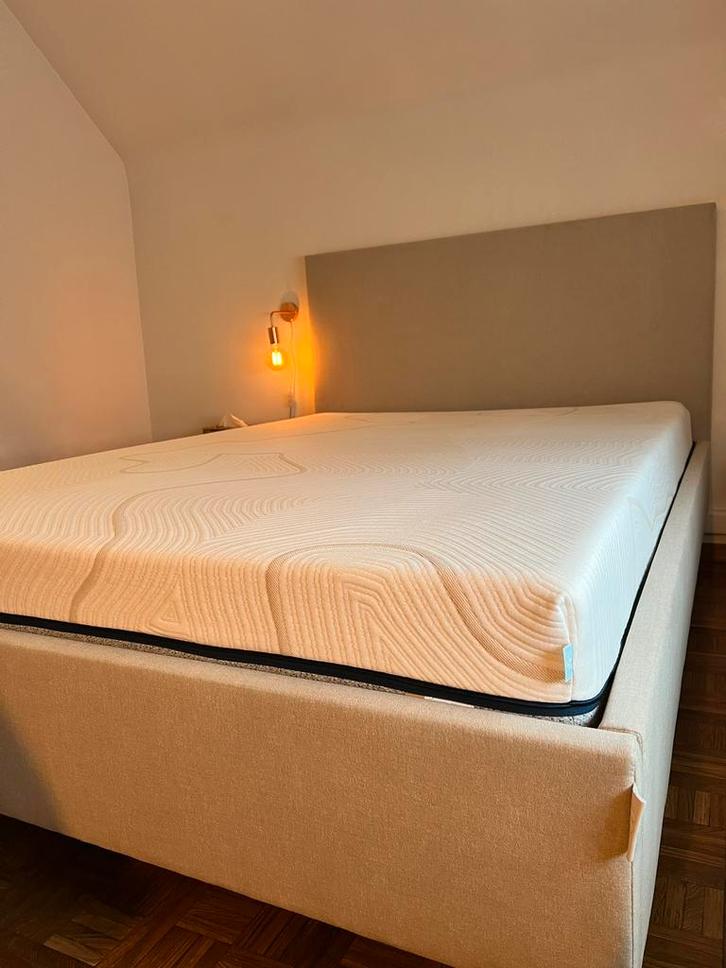 Matras als nieuw, Huis en Inrichting, Slaapkamer | Boxsprings, Zo goed als nieuw, Ophalen
