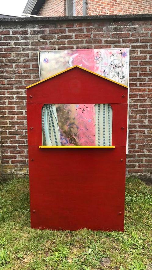 Houten poppenkast, Kinderen en Baby's, Speelgoed | Buiten | Speelhuisjes, Zo goed als nieuw, Ophalen