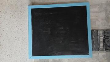 Grote handgemaakte muurleisteen — houten frame beschikbaar voor biedingen