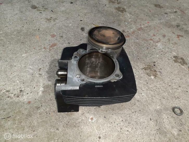 Staande cilinder met zuiger 1100 1100DS multistrada monster, Motoren, Onderdelen | Ducati, Gebruikt, Ophalen of Verzenden