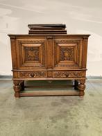 Antieke kast, Ophalen