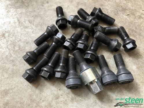 Wielslot- Bouten en Moeren sets, Diverse merken, Auto-onderdelen, Overige Auto-onderdelen, Gebruikt, Ophalen of Verzenden
