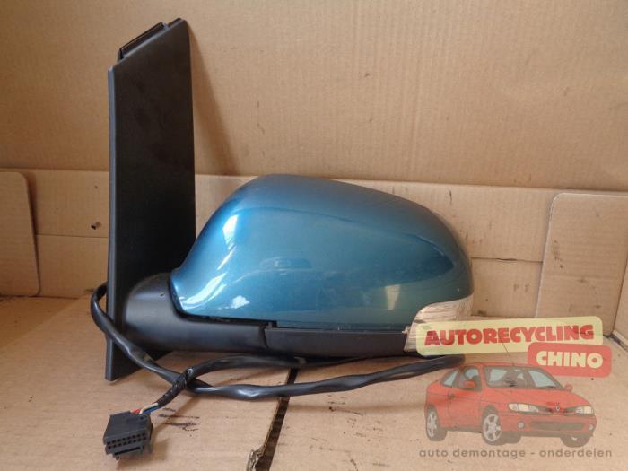 Rétroviseur extérieur gauche d'un Volkswagen Touran, Autos : Pièces & Accessoires, Rétroviseurs, Volkswagen, Utilisé, 3 mois de garantie