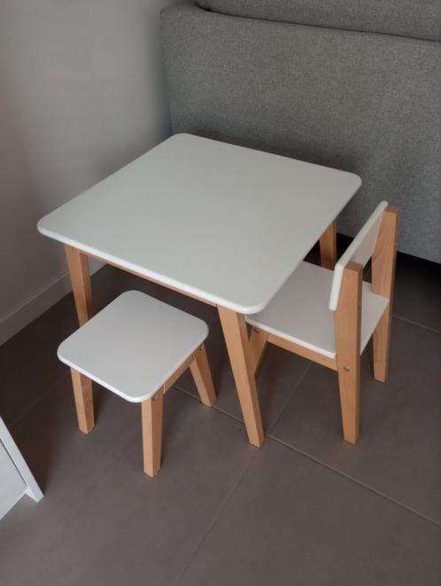 Tafel, stoel, kruk - Bopita, Kinderen en Baby's, Kinderkamer | Tafels en Stoelen, Gebruikt, Ophalen