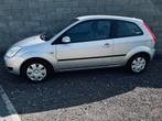 Ford fiesta • 1.4i • 3p • clim • 2din • garantie • a voir •, Auto's, Stof, Zwart, 4 cilinders, Bedrijf