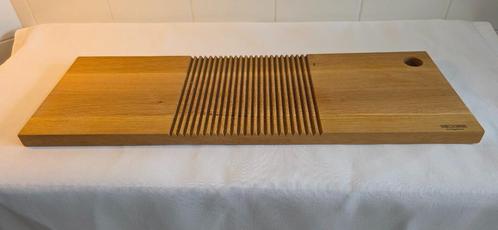 Sagaform Natural plank in eik "Edge", Huis en Inrichting, Keuken | Keukenbenodigdheden, Nieuw, Ophalen