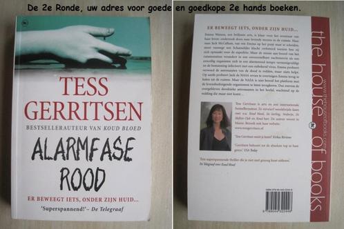 246 - Alarmfase rood - Tess Gerritsen, Boeken, Thrillers, Zo goed als nieuw, Amerika, Ophalen of Verzenden