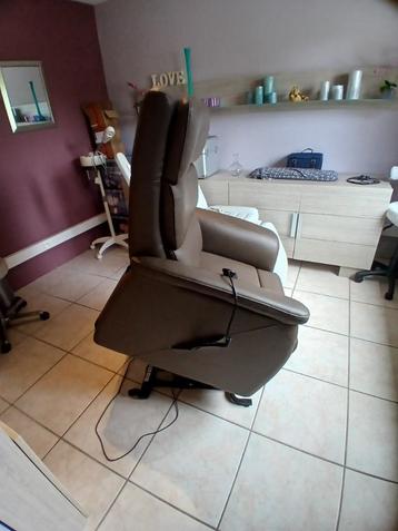 Relax zetel beschikbaar voor biedingen