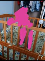 wooden baby bed, Kinderen en Baby's, Kinderkamer | Complete kinderkamers, Zo goed als nieuw, Ophalen