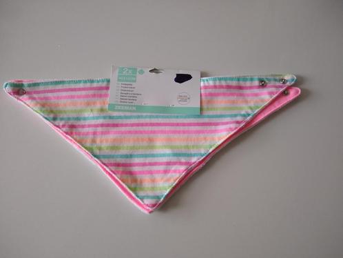 NIEUW 2x2 bandana slabbers / kwijlsjaaltje Zeeman, Enfants & Bébés, Vêtements de bébé | Autre, Neuf, Fille, Enlèvement ou Envoi