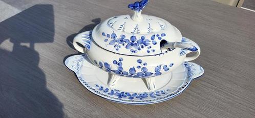Soepterrine met pollepel in heel goede staat Kleur:blauw, Antiek en Kunst, Antiek | Keramiek en Aardewerk, Ophalen