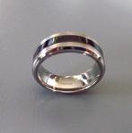 Titanium ring voor heren met zwarte carbonband, Overige materialen, Heer, Ophalen of Verzenden, Zo goed als nieuw