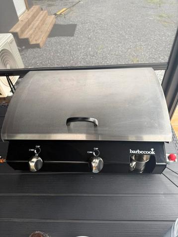 Tafelbarbeque beschikbaar voor biedingen