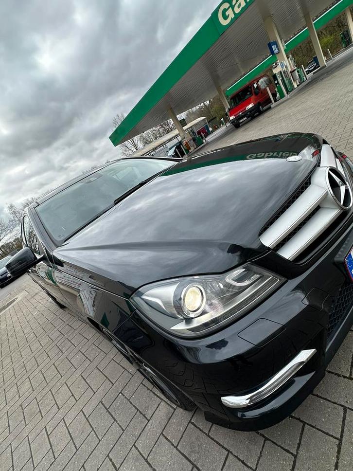 Mercedes-Benz c180 Black Edition 2013 AMG Facelift, Auto's, Mercedes-Benz, Particulier, C-Klasse, ABS, Adaptive Cruise Control