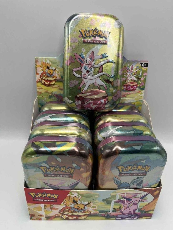 Pokémon : Prismatic Evolutions Mini Tin(s), Hobby en Vrije tijd, Verzamelkaartspellen | Pokémon, Nieuw, Booster, Foil, Ophalen of Verzenden