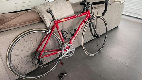 Bianchi Campa Veloce (voor onderdelen). Gebarsten frame, Fietsen en Brommers, Fietsen | Racefietsen, Gebruikt, 10 tot 15 versnellingen