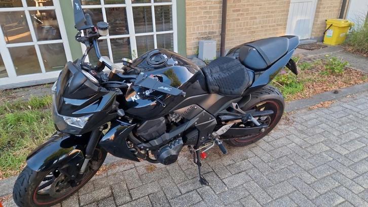 Kawasaki Z750, Motoren, Motoren | Kawasaki, Particulier, Naked bike, meer dan 35 kW, 4 cilinders, Motorrijbewijs A, LED Verlichting