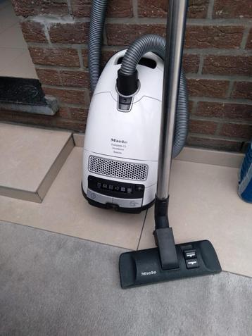 Miele C3 stofzuiger  beschikbaar voor biedingen