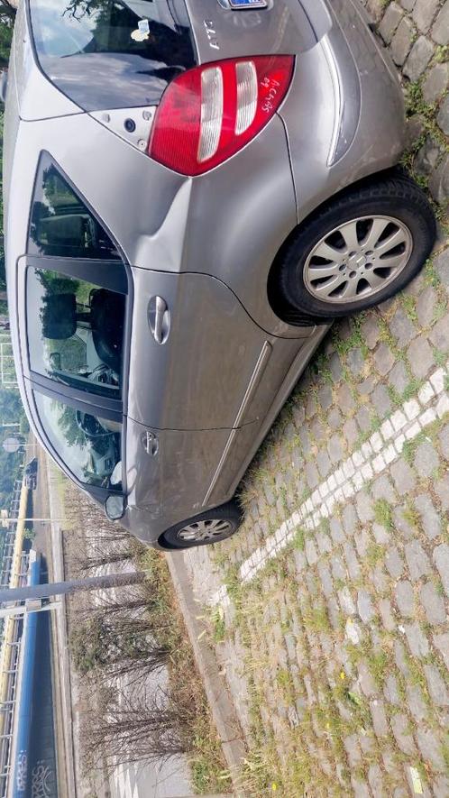 Mercedes, Auto's, Mercedes-Benz, Particulier, Overige modellen, Benzine, Euro 5, Berline, 5 deurs, Handgeschakeld, Zilver of Grijs