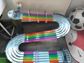 Hotwheels Mario regenboog racebaan met extra auto's  beschikbaar voor biedingen