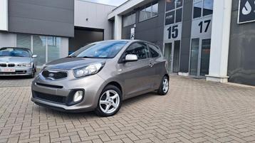 Kia Picanto uit 2012 met 140.000km airco 1.0 benzine