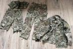 Multicam uniform set maat Medium, Enlèvement ou Envoi