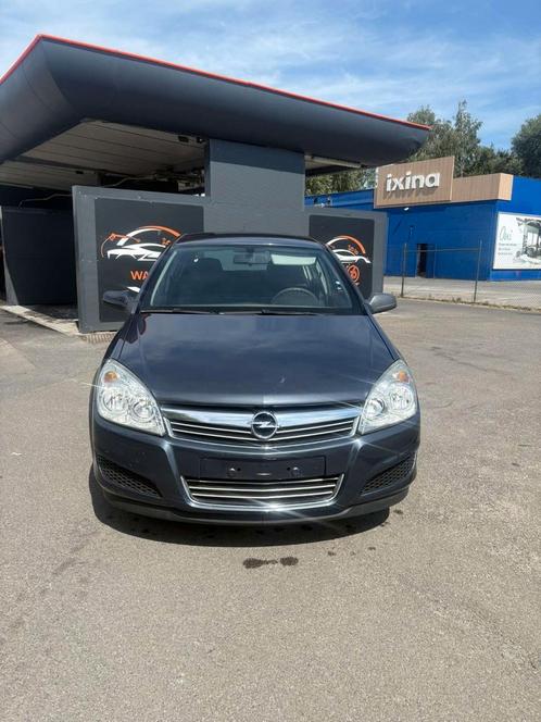 Opel astra h essence ️ seulement 118 mil kilomètres, Auto's, Opel, Bedrijf, Te koop, Astra, Bluetooth, Boordcomputer, Radio, USB