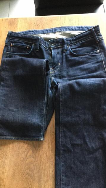 Jeans dames beschikbaar voor biedingen