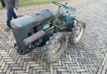 holder a10 kniktrekker / traktor / tractor beschikbaar voor biedingen