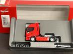 Herpa Iveco Stralis trekker rood 1/87, Ophalen of Verzenden, Zo goed als nieuw, Bus of Vrachtwagen, Herpa