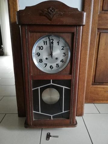 Horloge  beschikbaar voor biedingen