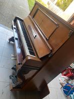Piano te koop GRATIS, Muziek en Instrumenten, Ophalen of Verzenden, Gebruikt, Bruin, Piano