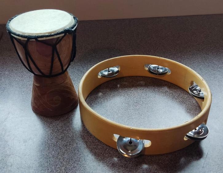 Authentieke percussieset – djembe & tamboerijn, Muziek en Instrumenten, Percussie, Zo goed als nieuw, Ophalen
