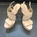 Beige high heels, Ophalen, Gedragen, Beige, Schoenen met hoge hakken