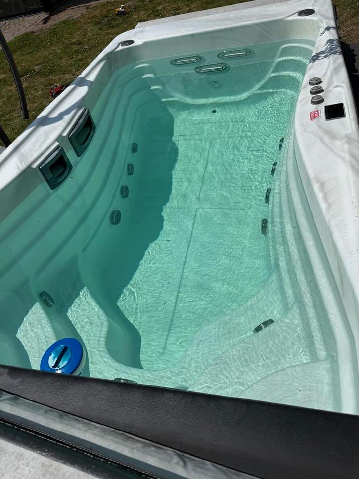 Spa de nage, bain à remous combiné livré gratuitement, Jardin & Terrasse, Piscines, Enlèvement ou Envoi