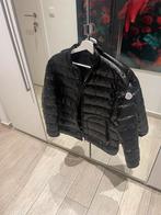 Moncler taille L, Enlèvement ou Envoi, Comme neuf