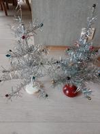 2 antieke kerstboompjes, Ophalen, Zo goed als nieuw